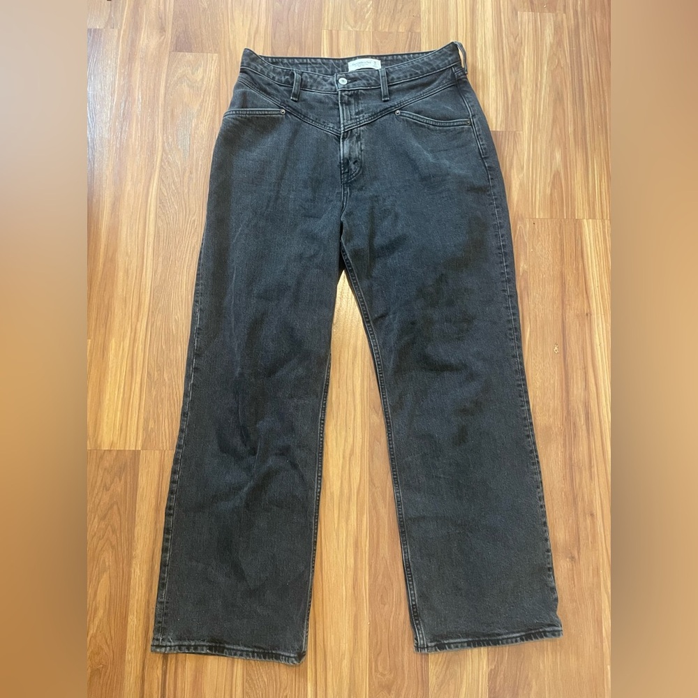 Abercrombie & Fitch Curve Love The 90’s Relaxed Jean High Rise - Picture 2 of 5